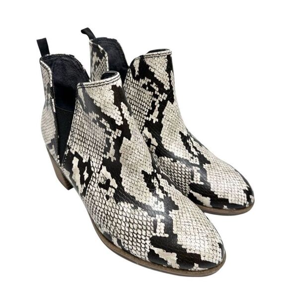 Dr. Scholl’s Boots Size 6 Teammate Snakeskin Block Heel Round Toe Ankle Boot - Picture 2 of 8